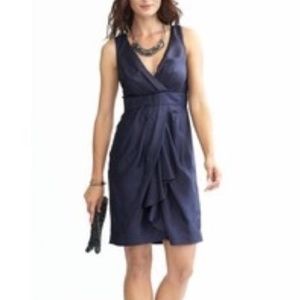 BANANA REPUBLIC SILK V-NECK DRAPE DRESS in NAVY